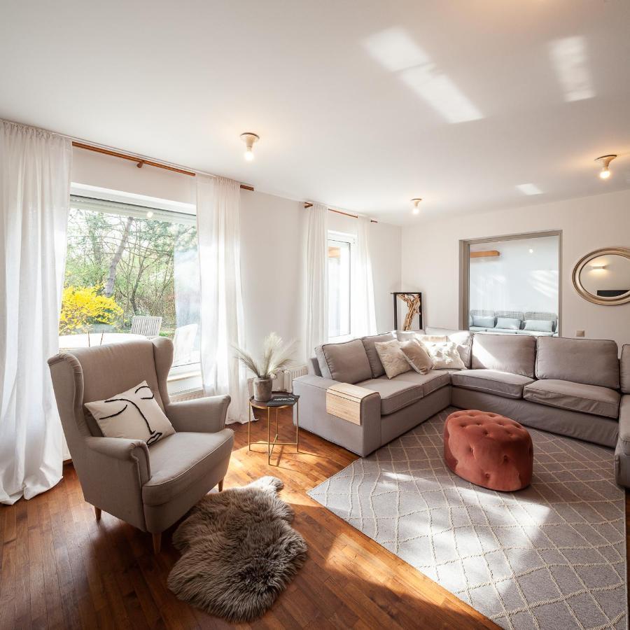 Silver Willow Luxury Apartment Шопрон Екстериор снимка