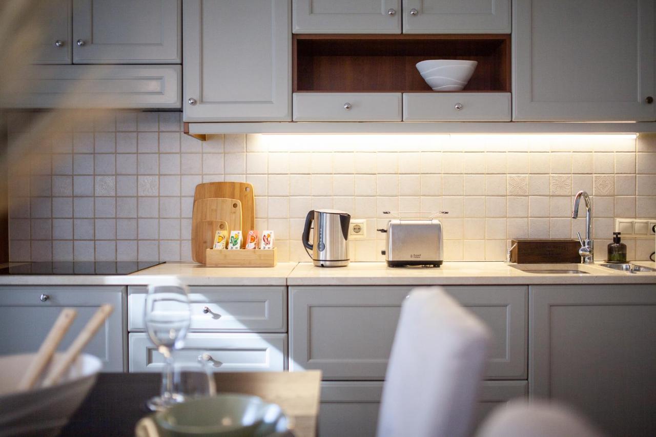 Silver Willow Luxury Apartment Шопрон Екстериор снимка