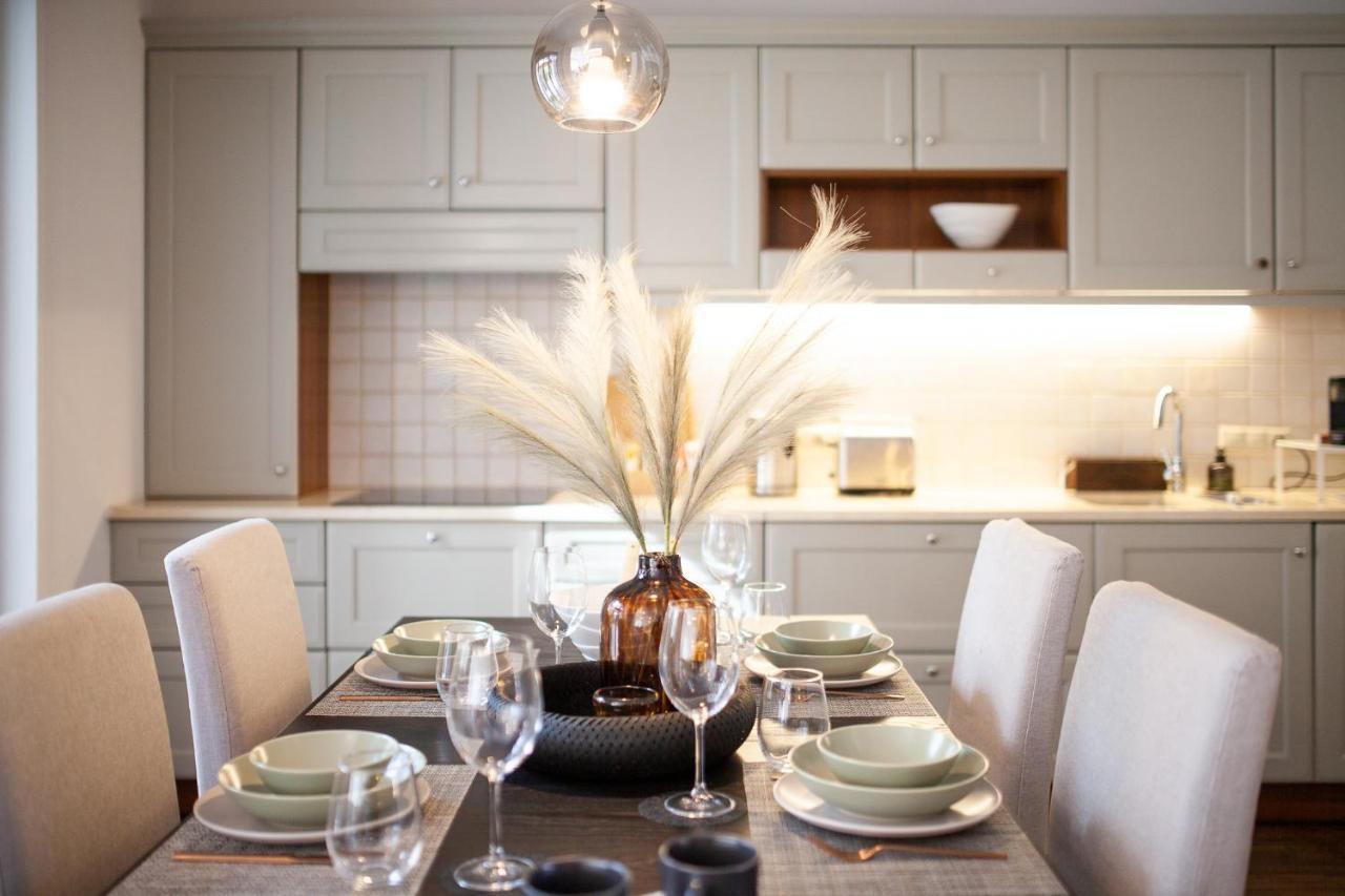 Silver Willow Luxury Apartment Шопрон Екстериор снимка